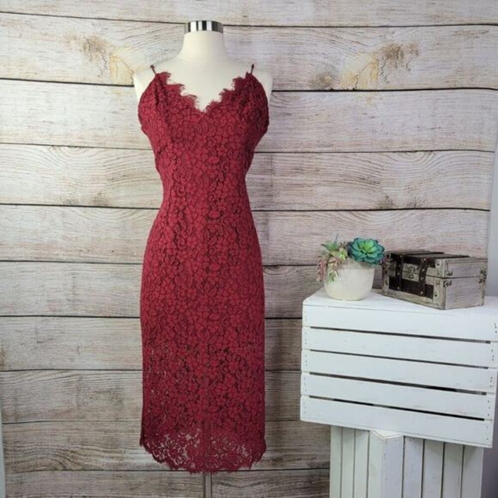 Bardot Sleeveless Fire Red Floral Lace Midi Dress Size Large